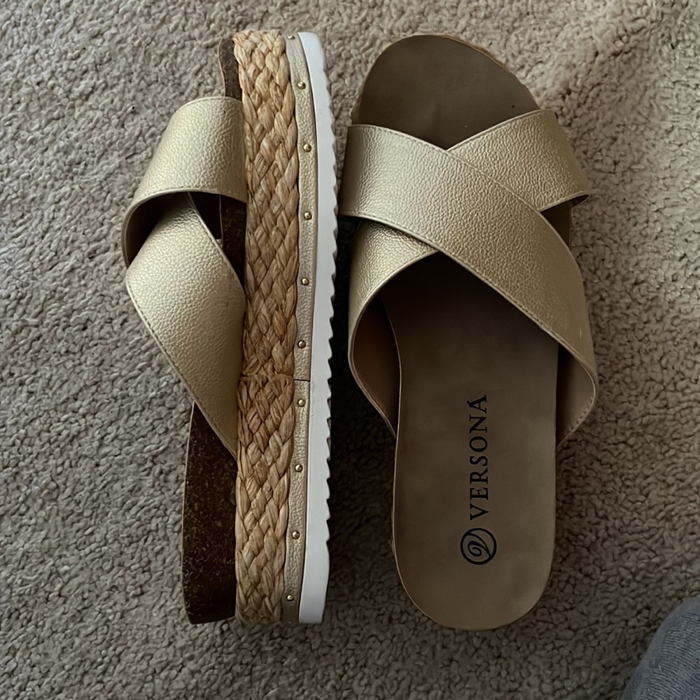 PLATFORM SANDALS - Picture 2 of 2